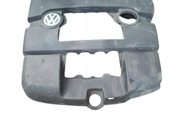 Volkswagen PASSAT B6 Engine cover (trim) 06A103925CH