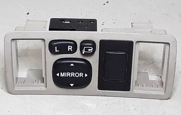 Toyota Avensis T250 Wing mirror switch 183575