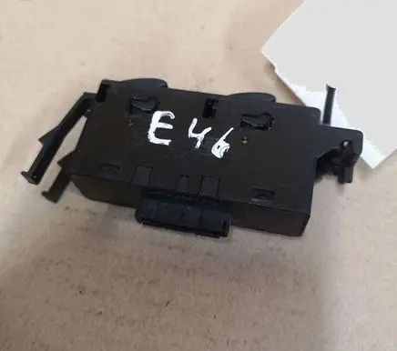 BMW 3 E46 Electric window control switch 61318381514