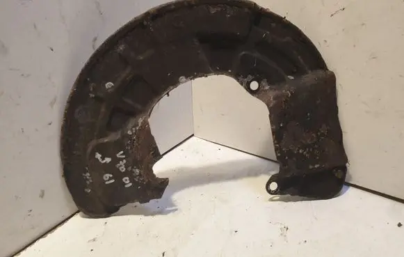 Volvo V70 Front brake disc dust cover plate P39960628