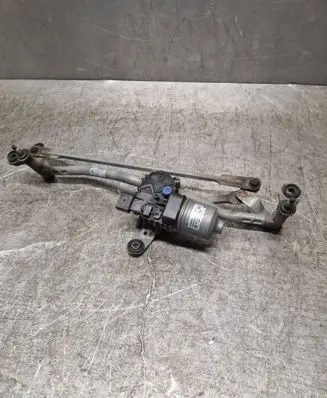 Volkswagen Jetta VI Front wiper linkage and motor 5C7955023D 3397021805 5C7023
