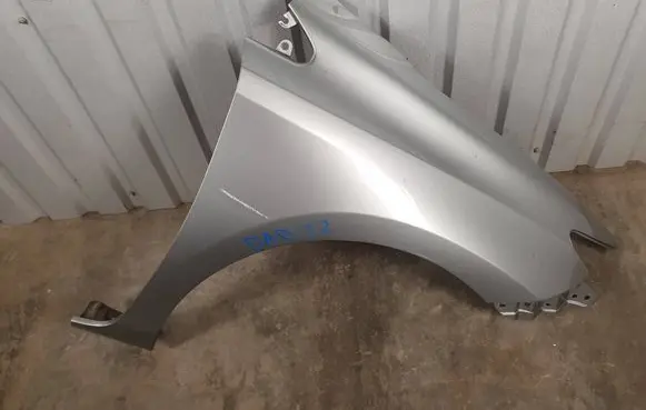 Toyota Auris E180 Fender