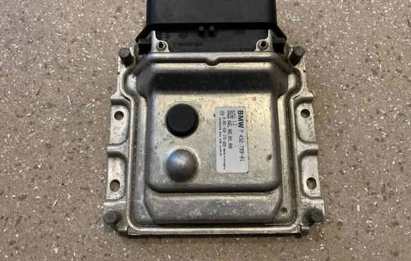 BMW X5 F15 Adblue control unit 7432799