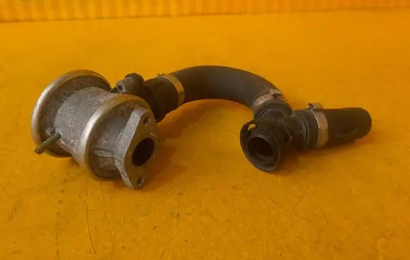 Audi A8 S8 D4 4H EGR valve 07913101P