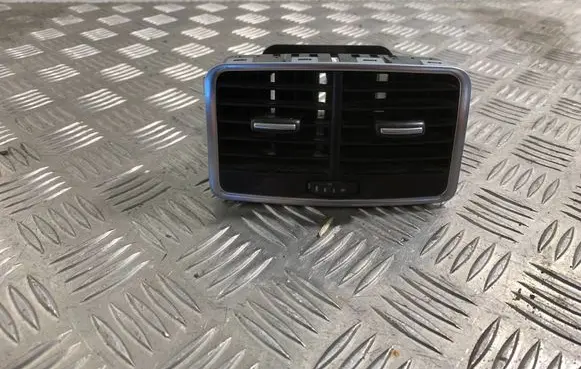 Audi A6 Allroad C6 Rear air vent grill 4F0819203C