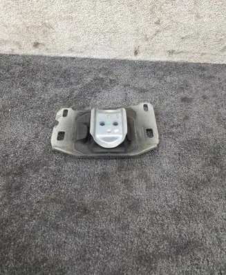 Citroen Berlingo Gearbox mount 9813699680