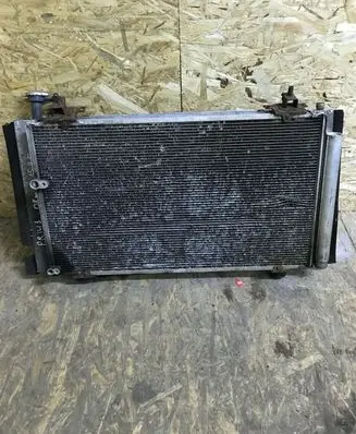 Toyota Prius (XW20) Coolant radiator