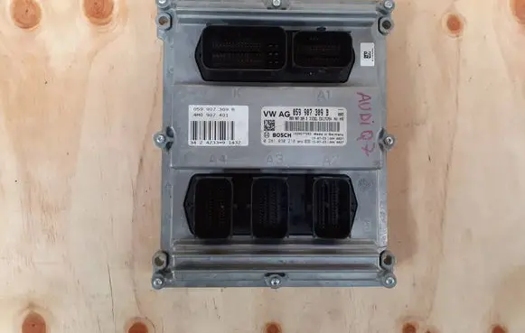 Audi Q7 4M Engine control unit/module ECU 059907309B-AUDI 059907309B