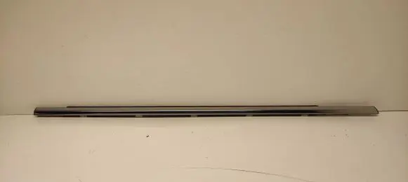 Hyundai i40 Side skirt rear trim 