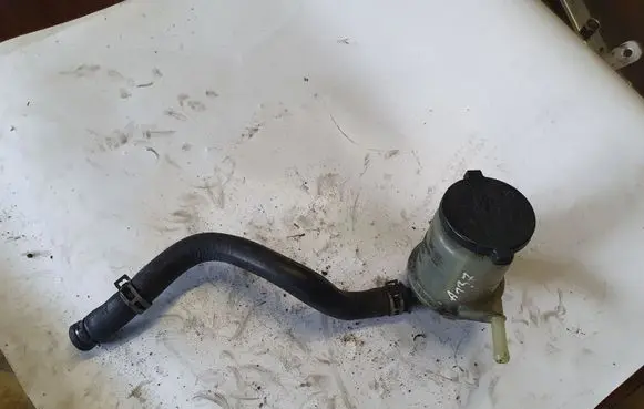 Toyota Corolla Verso E121 Power steering fluid tank/reservoir NOCODE