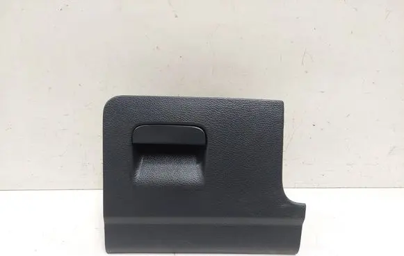 Glove box