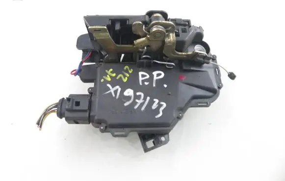 Skoda Octavia Mk1 (1U) Front door lock