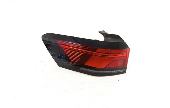 Volkswagen PASSAT B9 Rear/tail lights 3J0945095