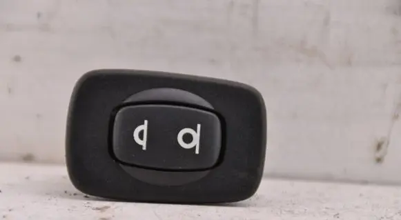 Citroen C4 I Picasso Suspension ride height/mode switch 96384805XT