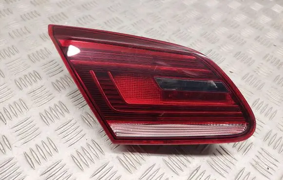 Volkswagen PASSAT CC Tailgate rear/tail lights 3C8945307R