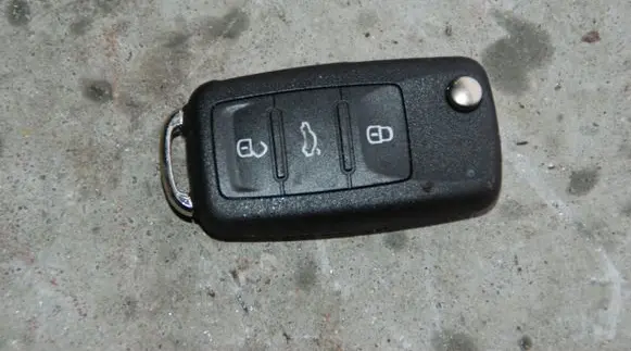 Skoda Octavia Mk2 (1Z) Ignition key/card 170KM