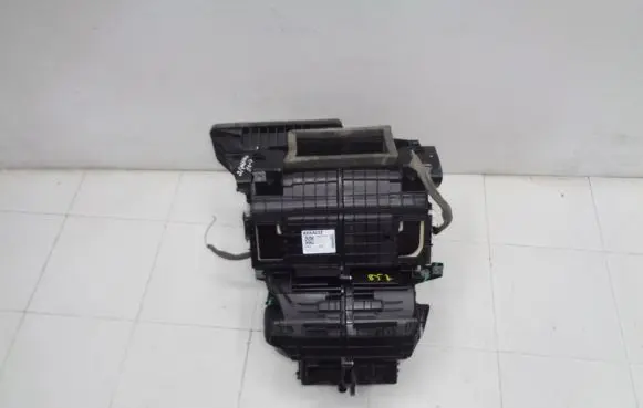 Interior heater climate box assembly