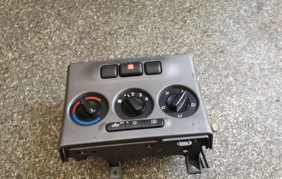 Opel Zafira A Climate control unit
