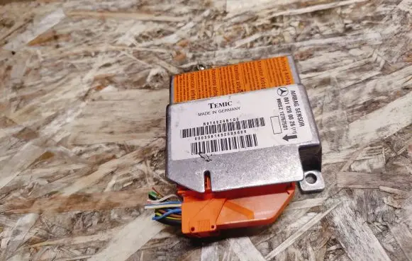 Mercedes-Benz S W140 Airbag control unit/module 0018200026