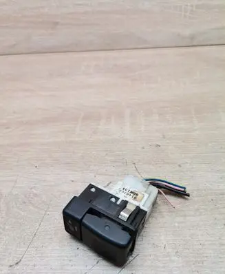 Volvo 850 Seat heating switch 9148766