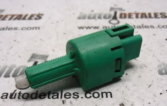 Toyota Avensis T270 Brake pedal sensor switch