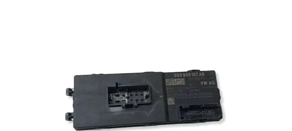 Skoda Octavia Mk4 Tailgate/trunk control unit/module 5Q0959107J