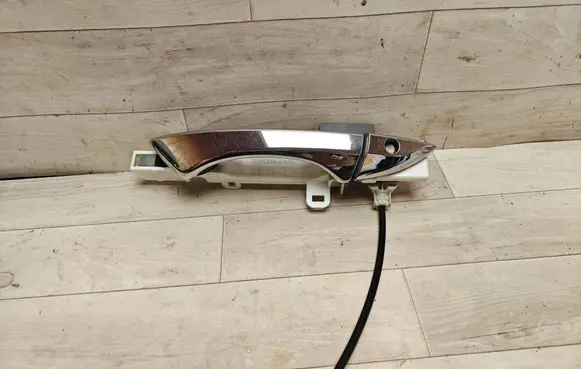 Honda Accord Front door exterior handle 