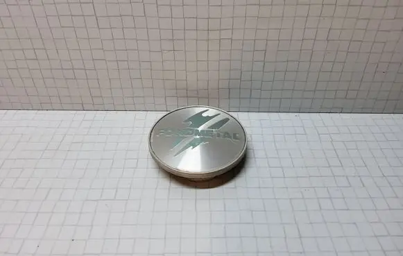Volkswagen Fox Non-original wheel cap 