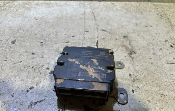 Dacia Duster II Airbag control unit/module A2C17352803 P5R1931200 03H00305S09