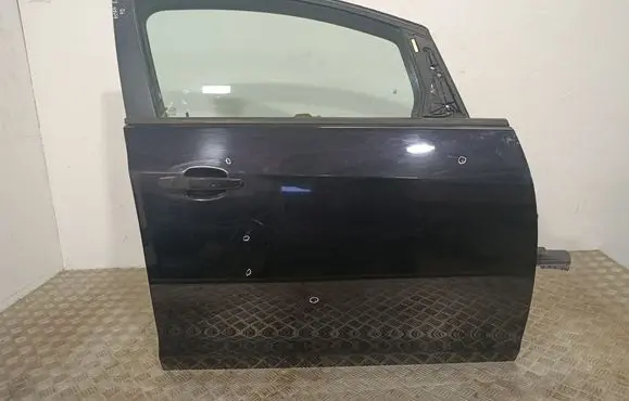 Opel Astra J Front door 
