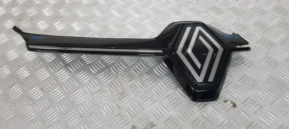 Renault Clio V Front grill 623841043R 109550