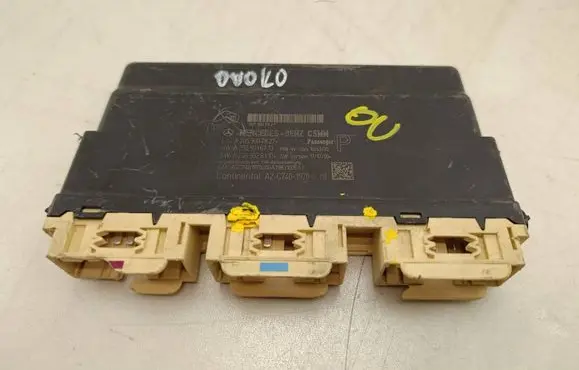Mercedes-Benz C W205 Seat control module A2059007827 A2059016713 A2569028110
