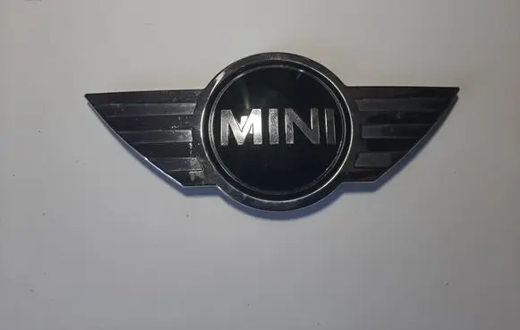 Mini One - Cooper F56 F55 Manufacturer badge logo/emblem NR26440 7316703