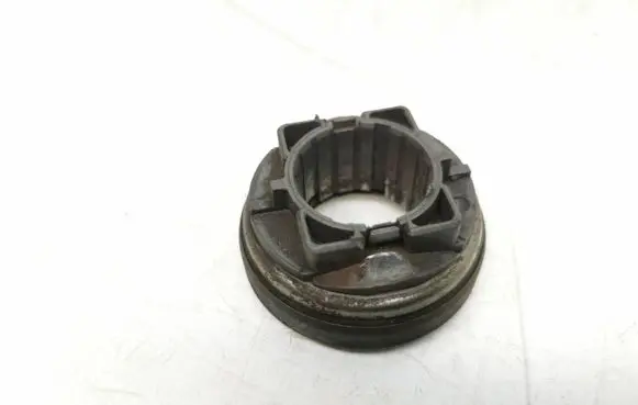 Volkswagen PASSAT B6 clutch release bearing 