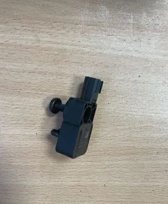 Opel Insignia A Airbag deployment crash/impact sensor 13593676