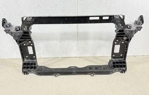 Hyundai Tucson TL Radiator support slam panel 64101-D7000