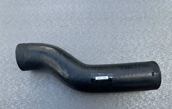 Nissan Patrol Y61 Air intake hose/pipe 14463VB301