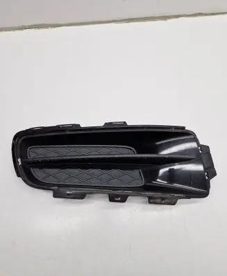 Front bumper lower grill