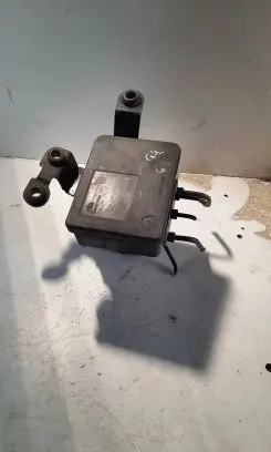 Volkswagen Golf IV ABS Pump 1C0907379E 00006065D5 10096003133