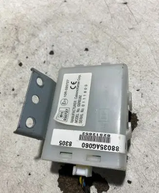 Subaru Outback Door central lock control unit/module 10R020727 030727 0111800