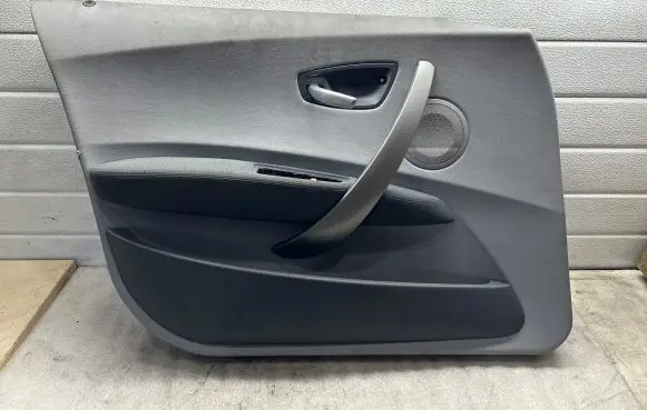 BMW 1 E81 E87 Front door card panel trim 714714705