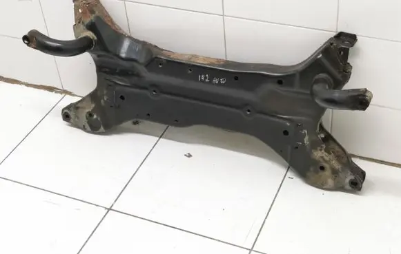 Volkswagen Transporter - Caravelle T5 Front subframe
