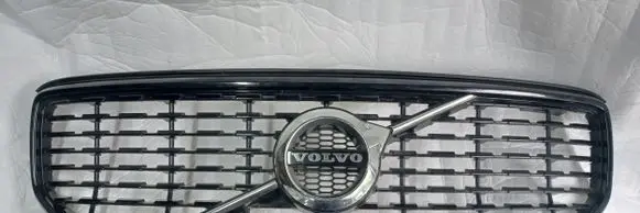 Volvo XC40 Front bumper upper radiator grill 31457346