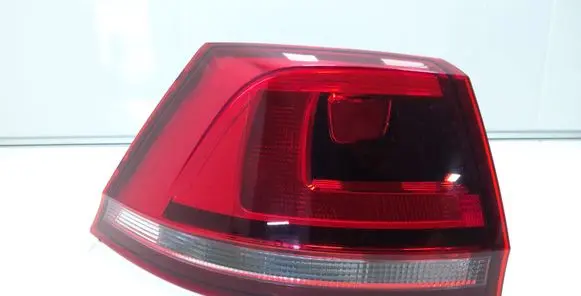 Volkswagen Golf VII Rear/tail lights 5G9945095D L90056048