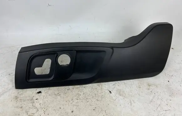Maserati Ghibli Seat trim L0334776AA