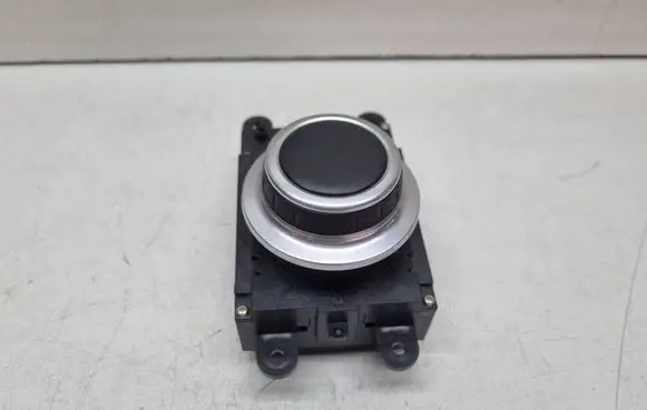 BMW 5 E60 E61 Head unit multimedia control 6944884