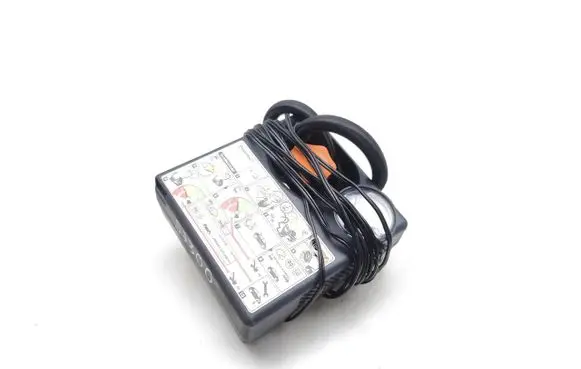 Nissan Micra K14 Tire air pump compressor 