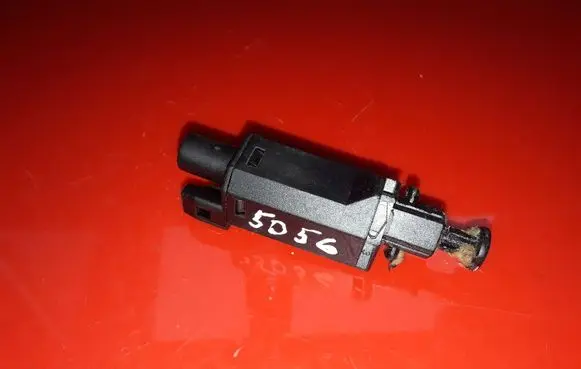 Volkswagen Golf IV Brake pedal sensor switch 191945515B 52587