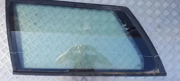 Volkswagen PASSAT B3 Rear side window