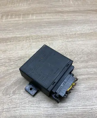 Opel Omega B2 Light module LCM 09135156 410203013003